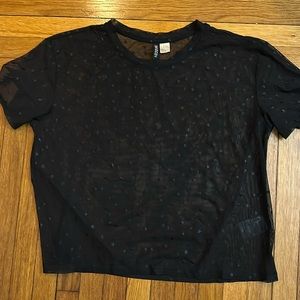Sheer mesh short sleeve star top